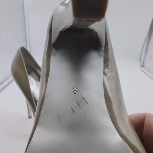 Elegant Taupe Pumps by Charles David Patent Leather Sz 8 - Picture 9 of 9